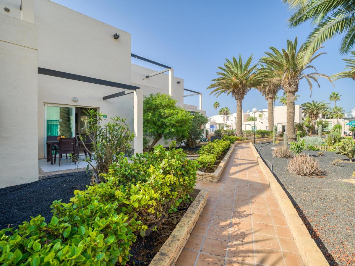 Homeforguest Moderno Apartamento Con Piscina En Corralejo Extérieur photo