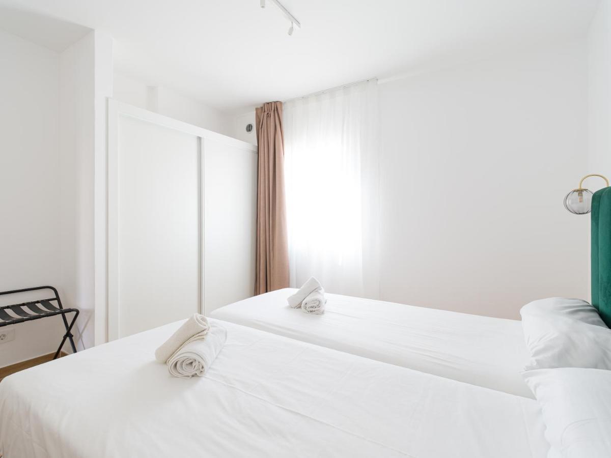 Homeforguest Moderno Apartamento Con Piscina En Corralejo Extérieur photo