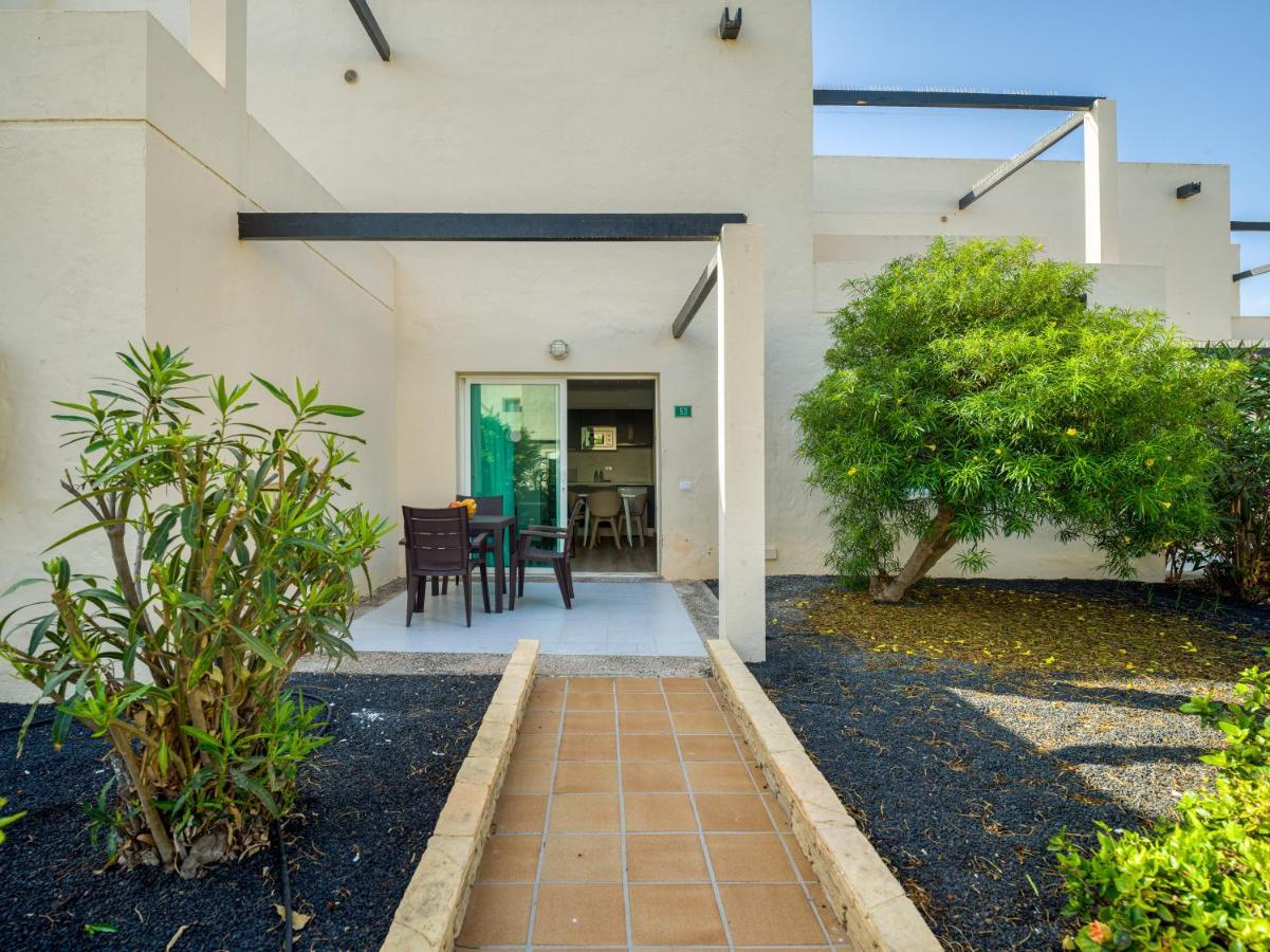 Homeforguest Moderno Apartamento Con Piscina En Corralejo Extérieur photo
