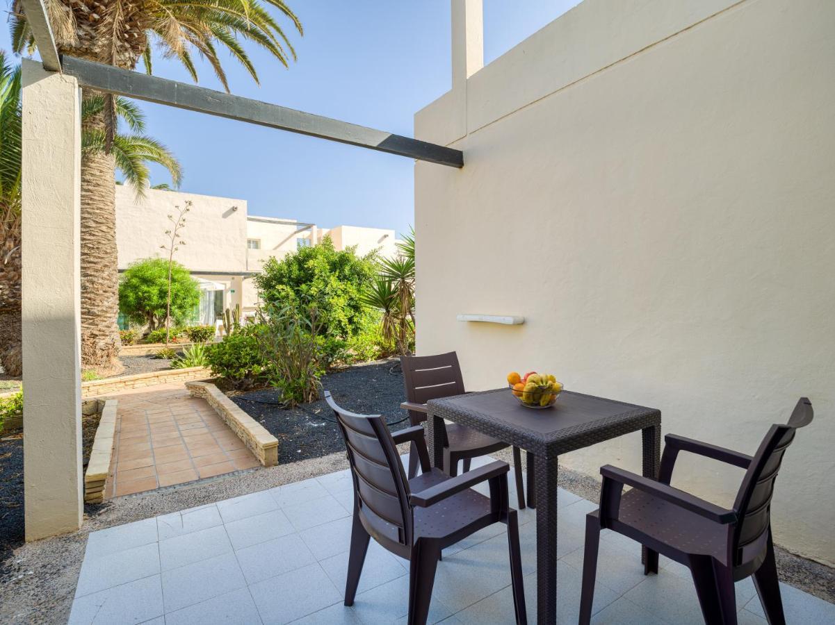 Homeforguest Moderno Apartamento Con Piscina En Corralejo Extérieur photo